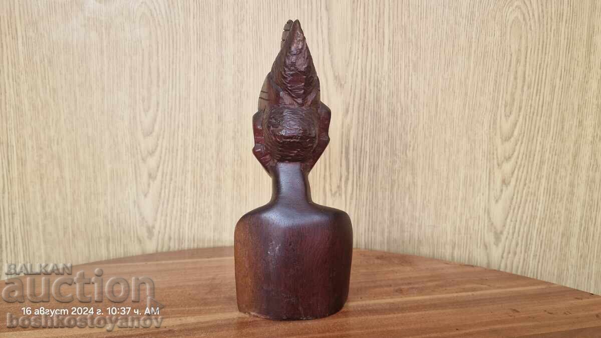 Доставка на Африканска статуетка Доставка на Африканска статуетка