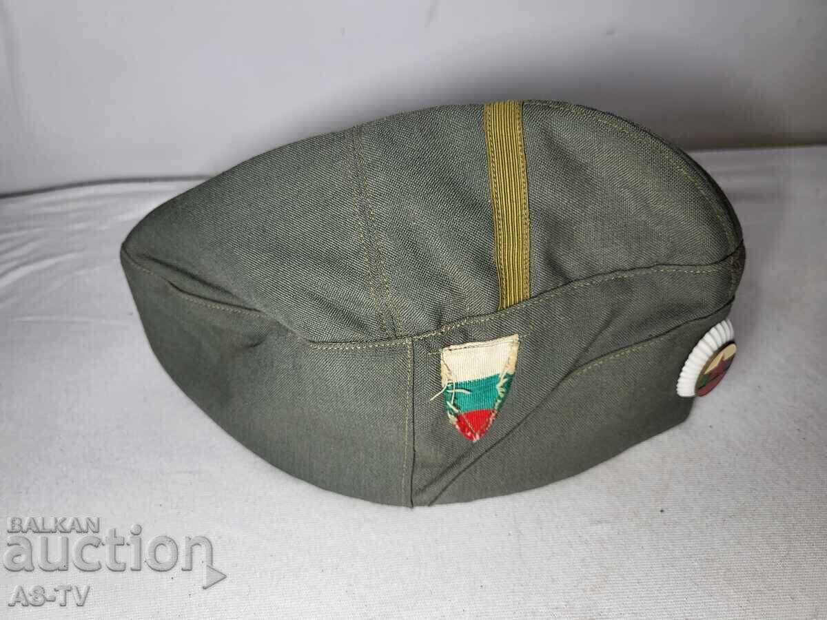 #4 Căciulă șapcă cu preț € 9.00 | 17.60 BGN