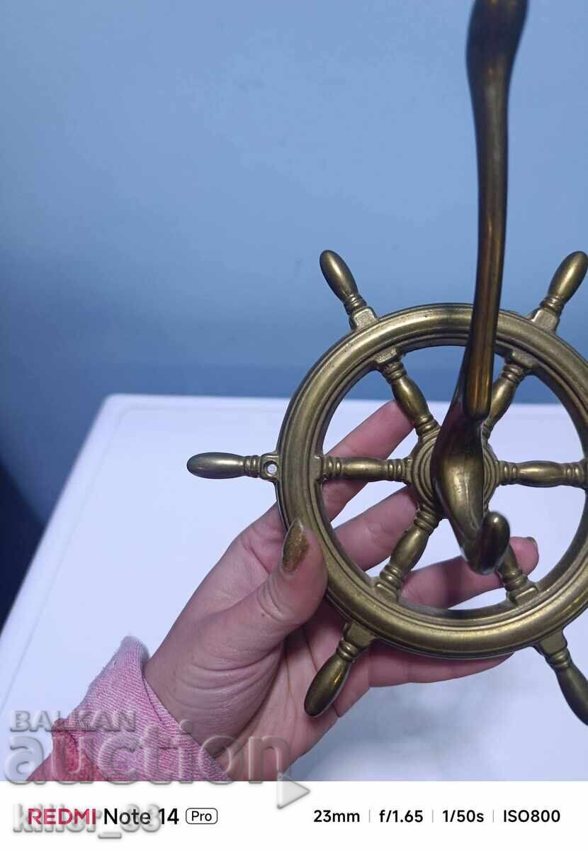 Umeraș vintage din bronz în formă de volan - 5