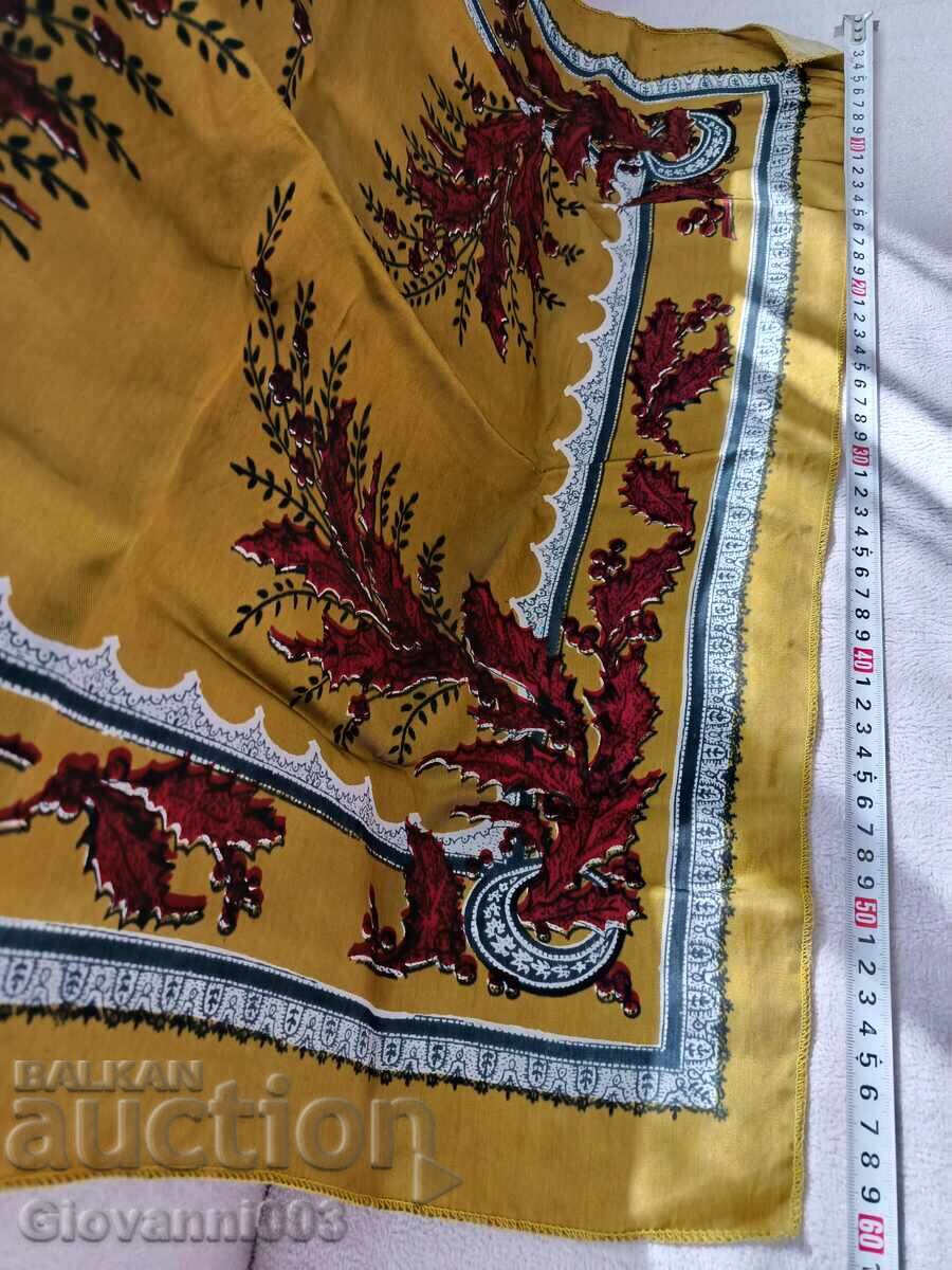 Κασκόλ για το κεφάλι 77 με τιμή € 9.00 | 17.60 BGN