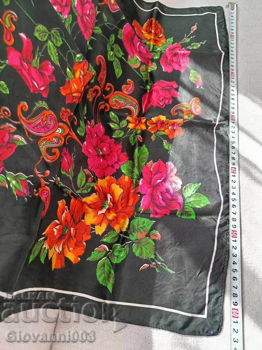 Κασκόλ κεφαλής 78 με τιμή € 16.00 | 31.29 BGN