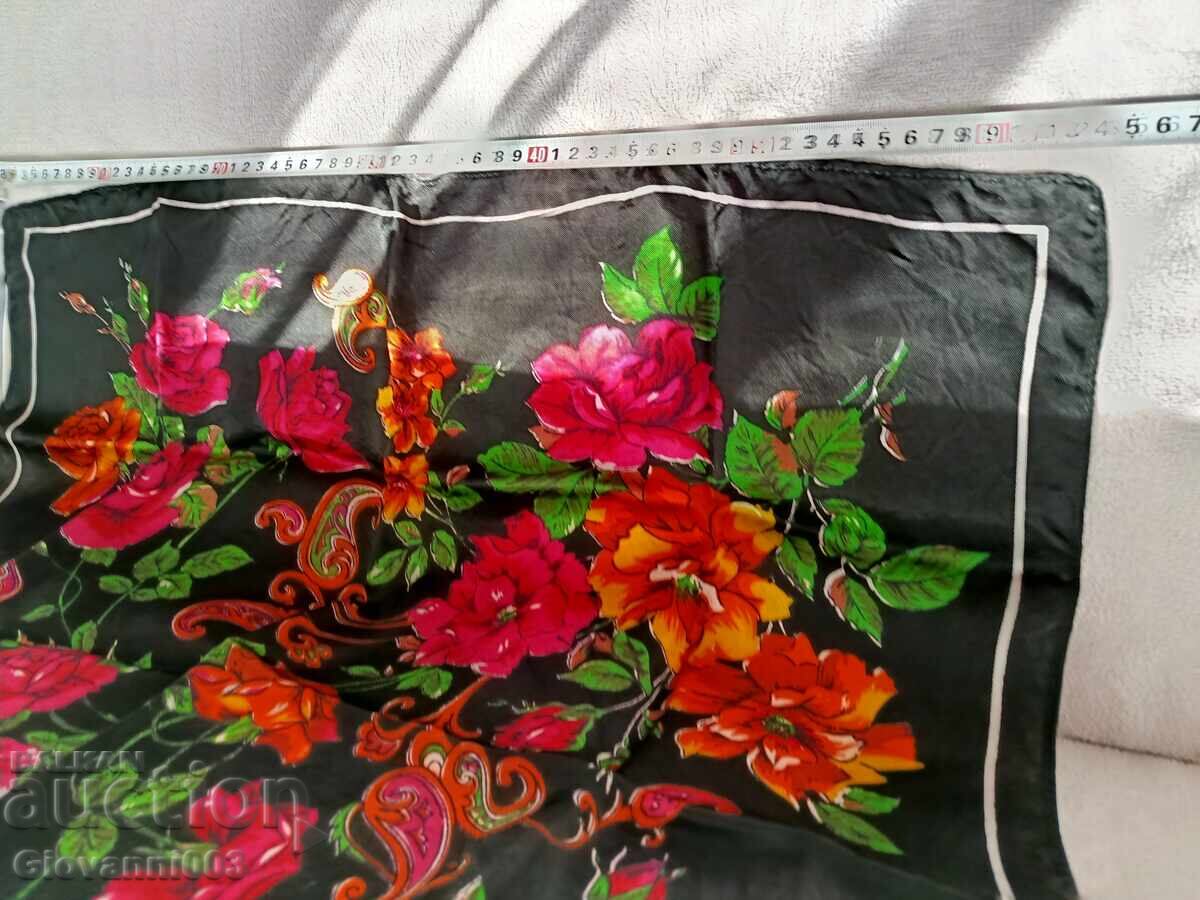 Δημοπρασία Κασκόλ κεφαλής 78