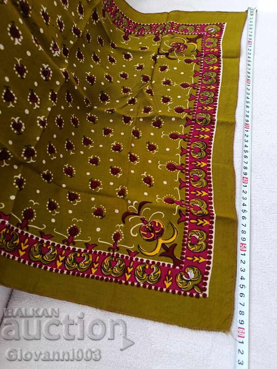 Δημοπρασία Παλαιά κουκούλα 83 Δημοπρασία Παλαιά κουκούλα 83