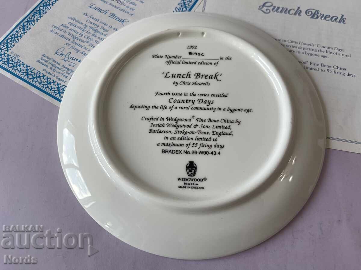 Auction  Wedgwood. Collection plate with certificate