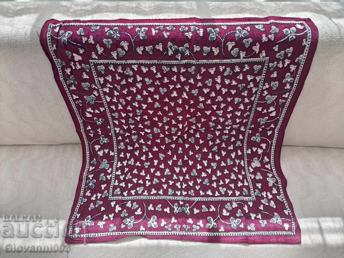 Δημοπρασία Παλιά κουκούλα 87 Δημοπρασία Παλιά κουκούλα 87