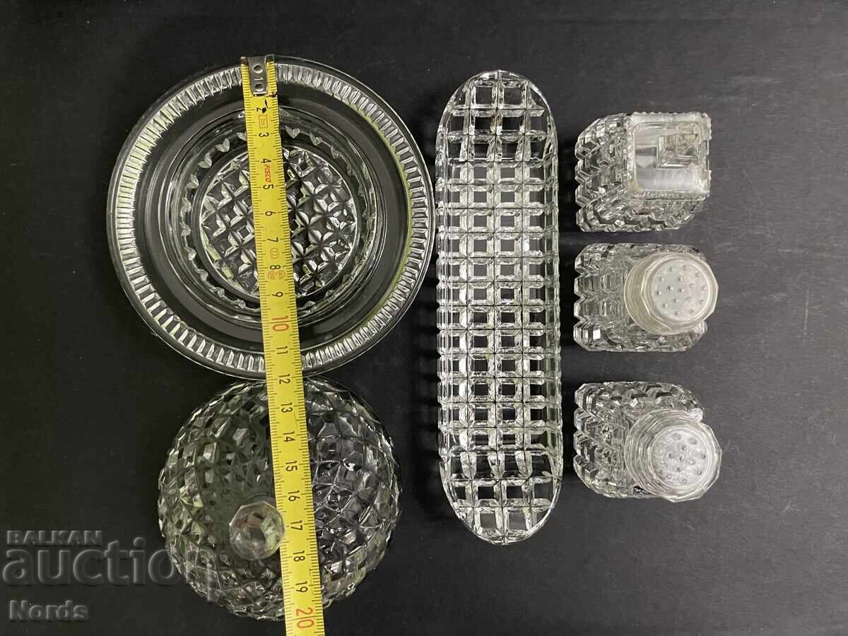 Glass lot of salt shakers - 5 Glass lot of salt shakers - 5