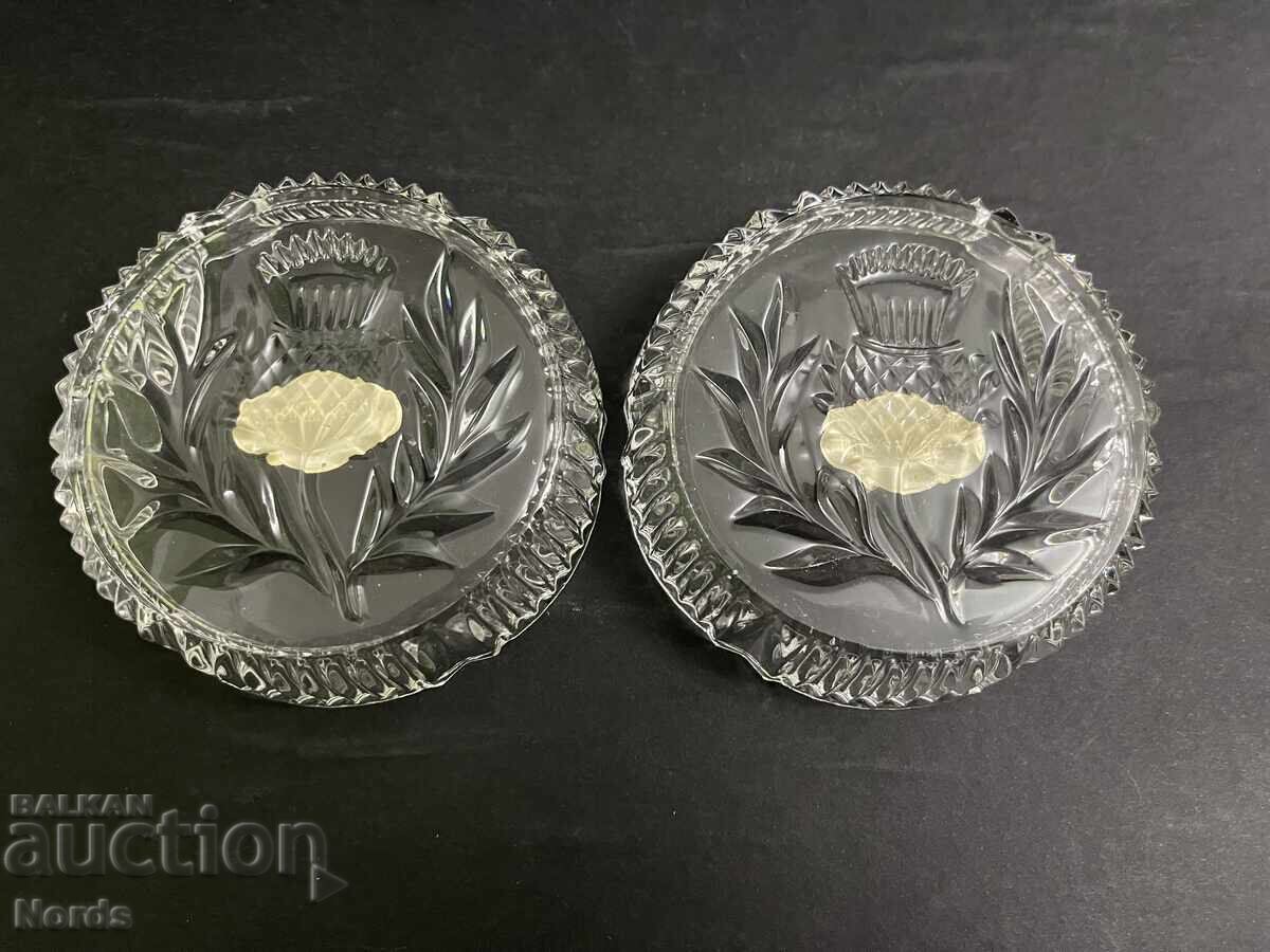 Delivery of Crystal plates