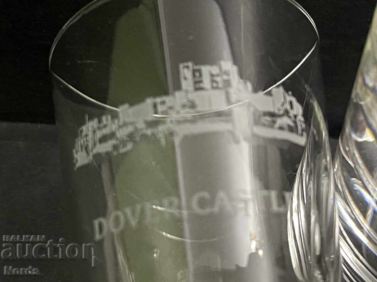 Доставка на Кристални шотландски чашки