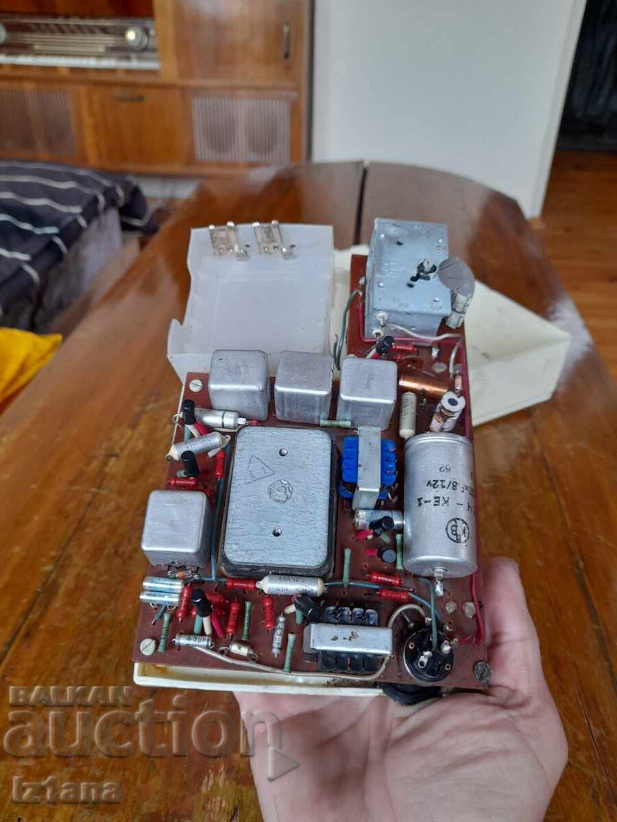 Παλιό ραδιόφωνο, ραδιοδέκτης Προγκρές - 6 Παλιό ραδιόφωνο, ραδιοδέκτης Προγκρές - 6