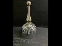 Κρυστάλλινη καμπάνα με ασημένια λαβή