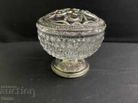 Frumos vas pe piedestal