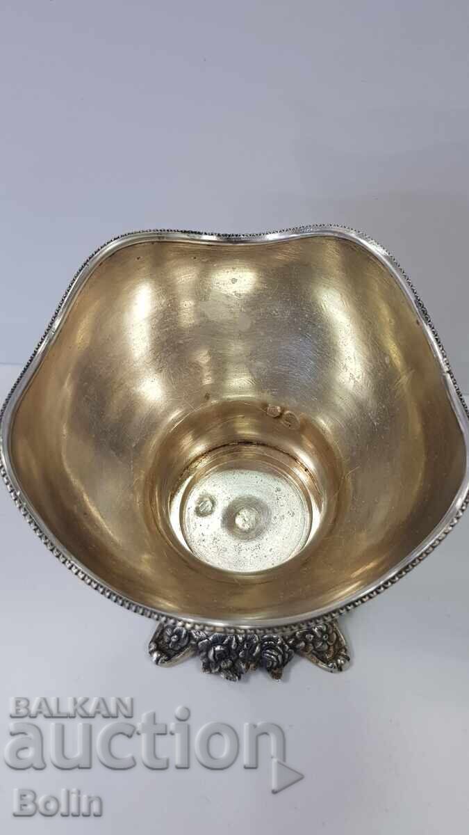 Licitație Vas de zahăr argint turcesc otoman rar cu tughră, secolul al XIX-lea Licitație Vas de zahăr argint turcesc otoman rar cu tughră, secolul al XIX-lea