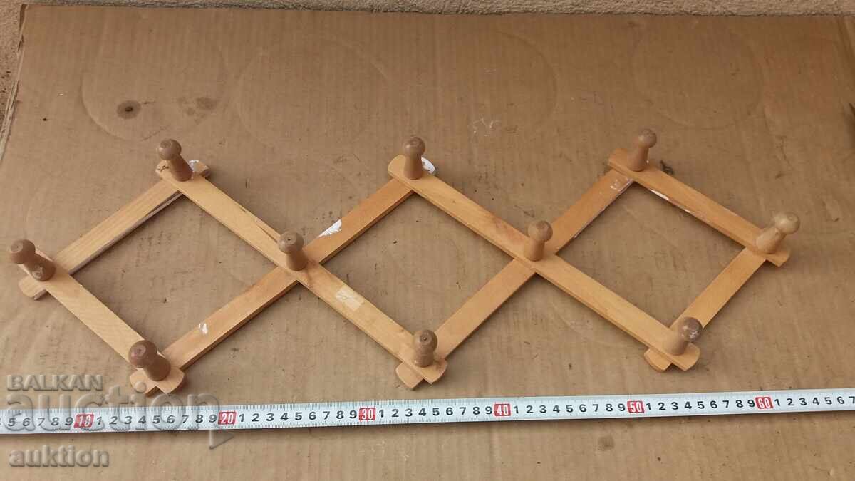 Доставка на СТАРА СГЪВАЕМА ЗАКАЧАЛКА Доставка на СТАРА СГЪВАЕМА ЗАКАЧАЛКА