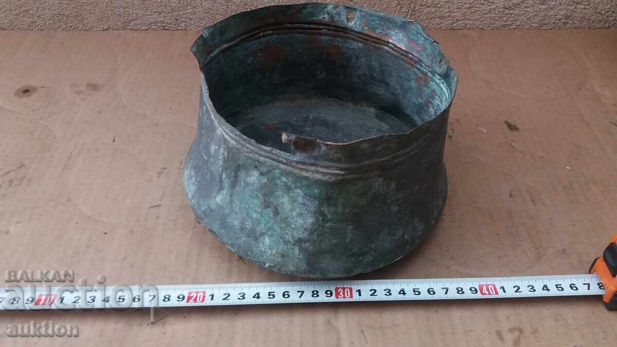 КОВАНО ВЪЗРОЖДЕНСКО БАКЪРЧЕ - МЕД - 5