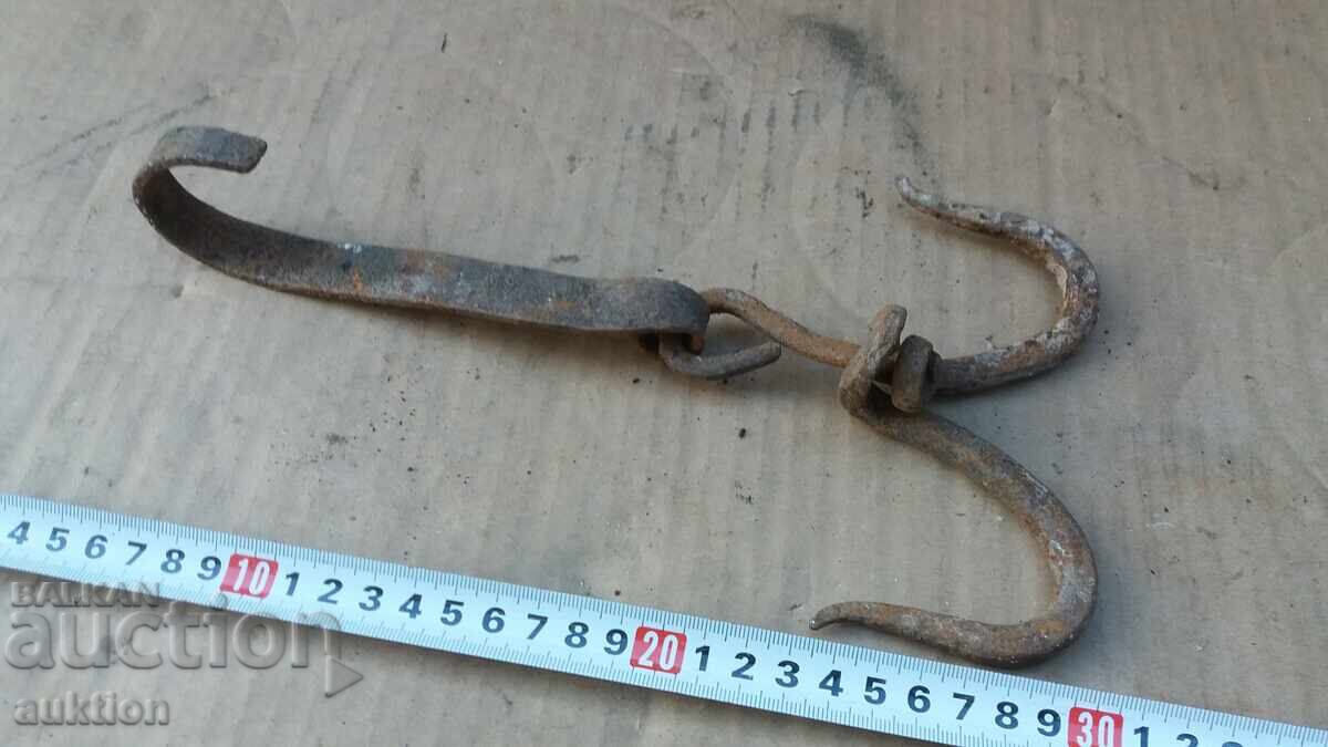 КОВАНА ВЪЗРОЖДЕНСКА КУКА, ЧЕНГЕЛ с цена € 7.99 | 15.63 лв. КОВАНА ВЪЗРОЖДЕНСКА КУКА, ЧЕНГЕЛ с цена € 7.99 | 15.63 лв.