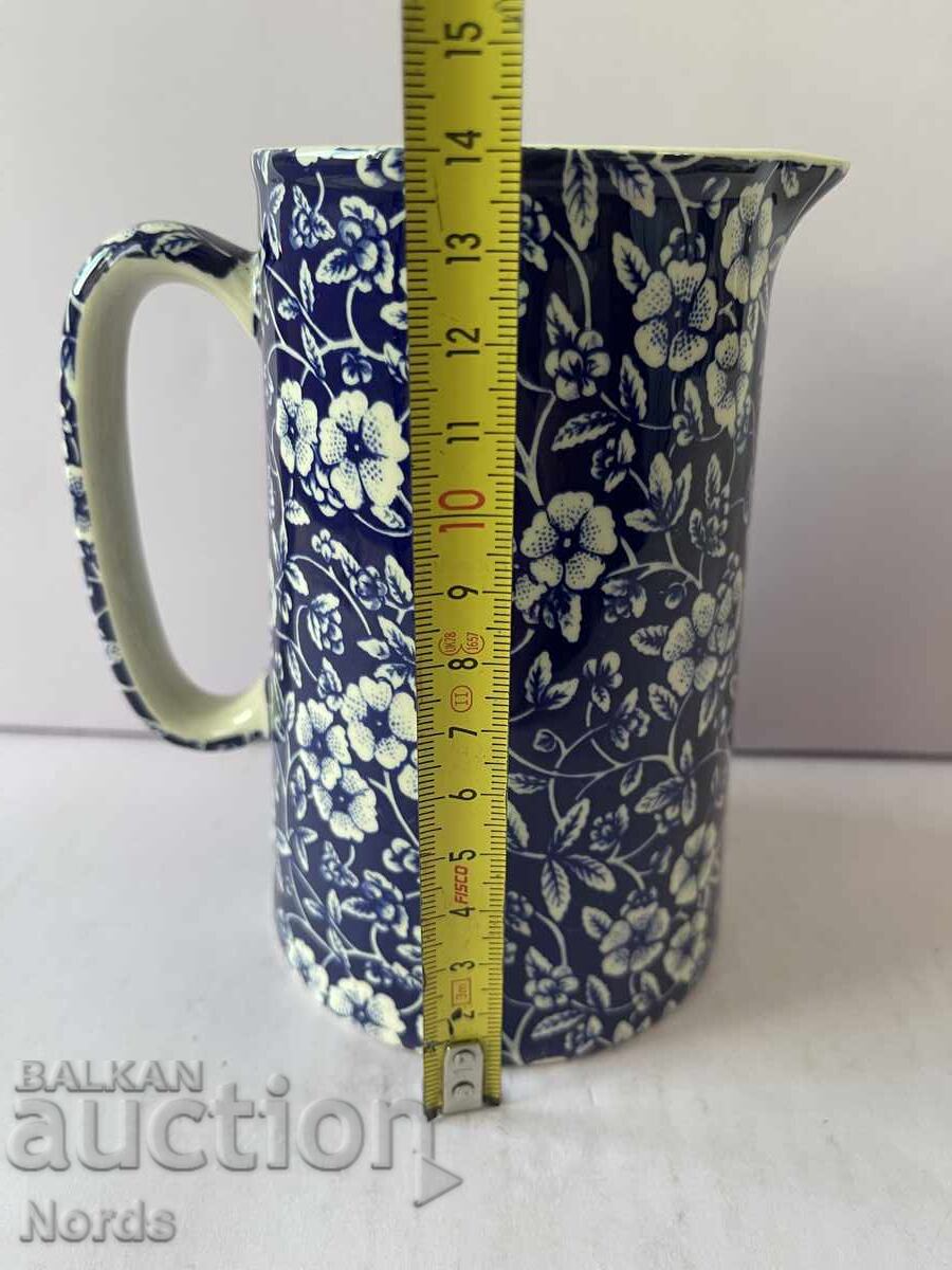 Аукцион Английска порцеланова кана