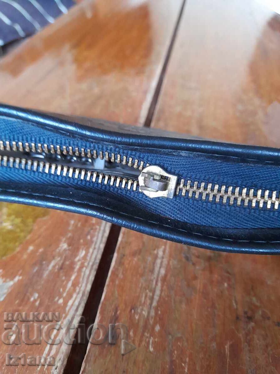 Licitație Set vechi de tacâmuri turistice Bulgaria Licitație Set vechi de tacâmuri turistice Bulgaria