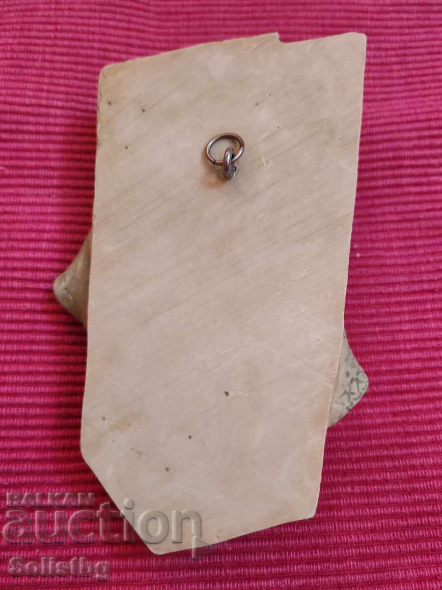 Доставка на Винтидж барелеф на Мадона с Младенеца, Италия. Доставка на Винтидж барелеф на Мадона с Младенеца, Италия.