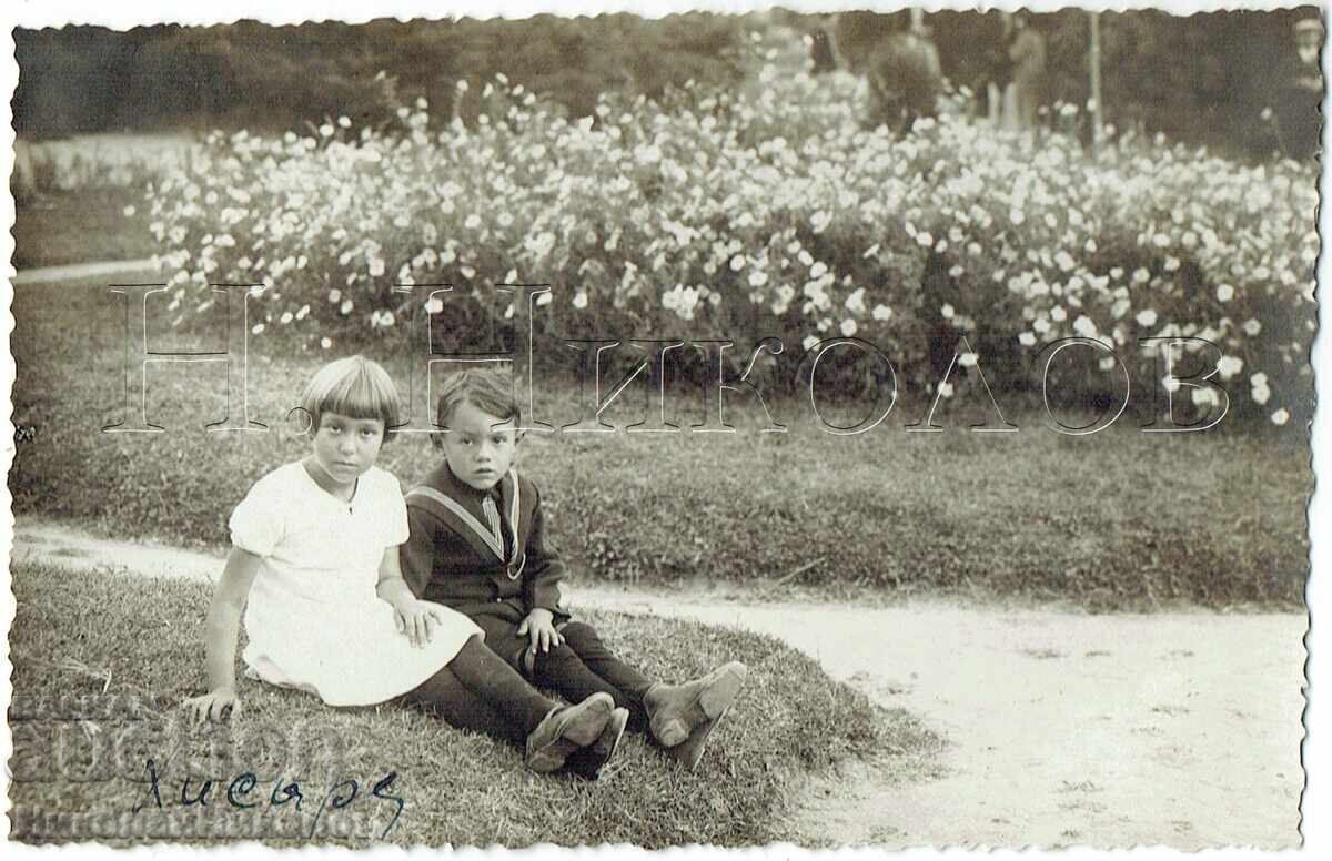 FOTOGRAFIE VECHE COPII DIN G. ORIAHOVIȚA ÎN VACANȚĂ LA HISARIA E758 FOTOGRAFIE VECHE COPII DIN G. ORIAHOVIȚA ÎN VACANȚĂ LA HISARIA E758