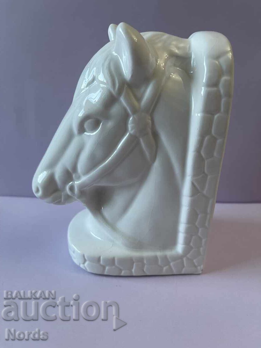 Licitație Figurină de porțelan cal Licitație Figurină de porțelan cal