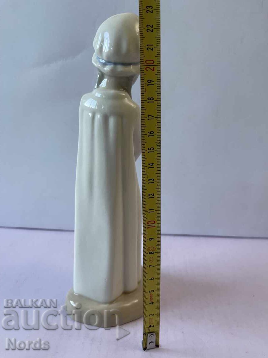 Δημοπρασία Όμορφη ισπανική φιγούρα Δημοπρασία Όμορφη ισπανική φιγούρα