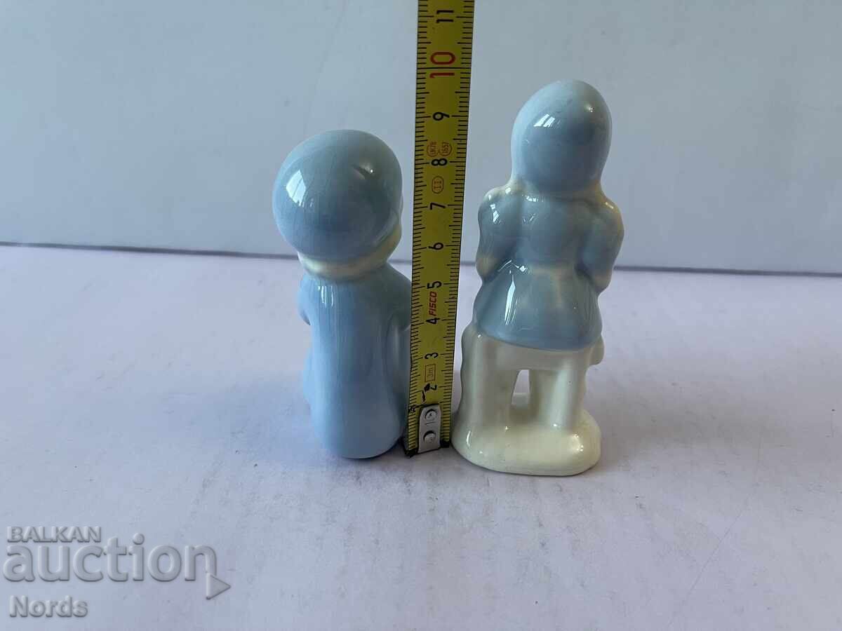 Аукцион Малки порцеланови фигурки