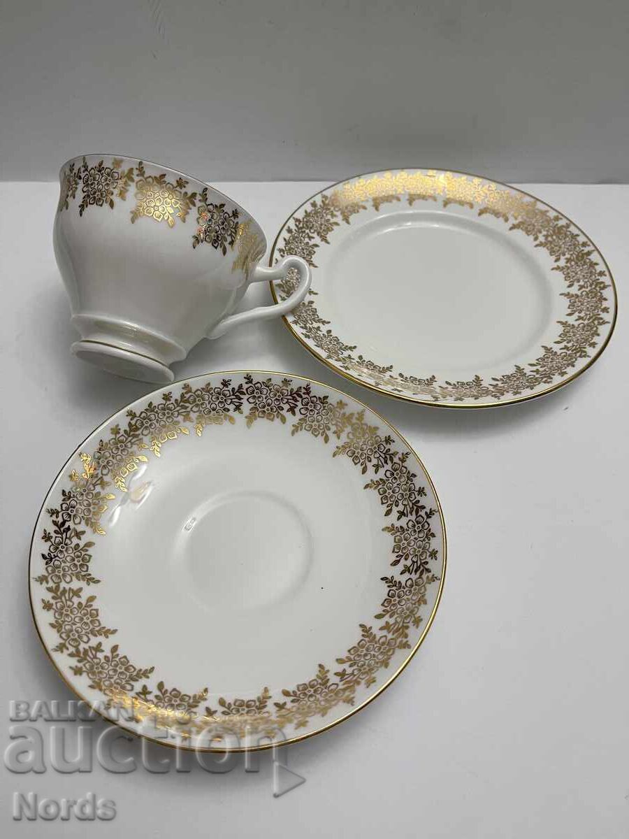 Доставка на Clare Англиски троен сет за чай