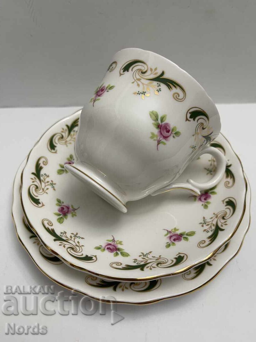 Staffordshir Αγγλικό σετ τριών τεμαχίων για τσάι με τιμή € 2.00 | 3.91 BGN