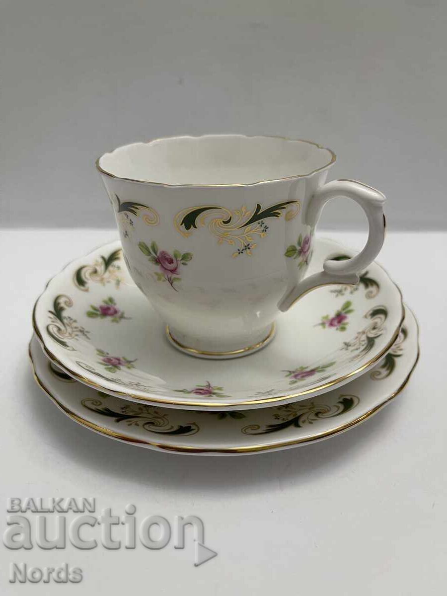 Staffordshir Αγγλικό σετ τριών τεμαχίων για τσάι με τιμή € 0.01 | 0.02 BGN