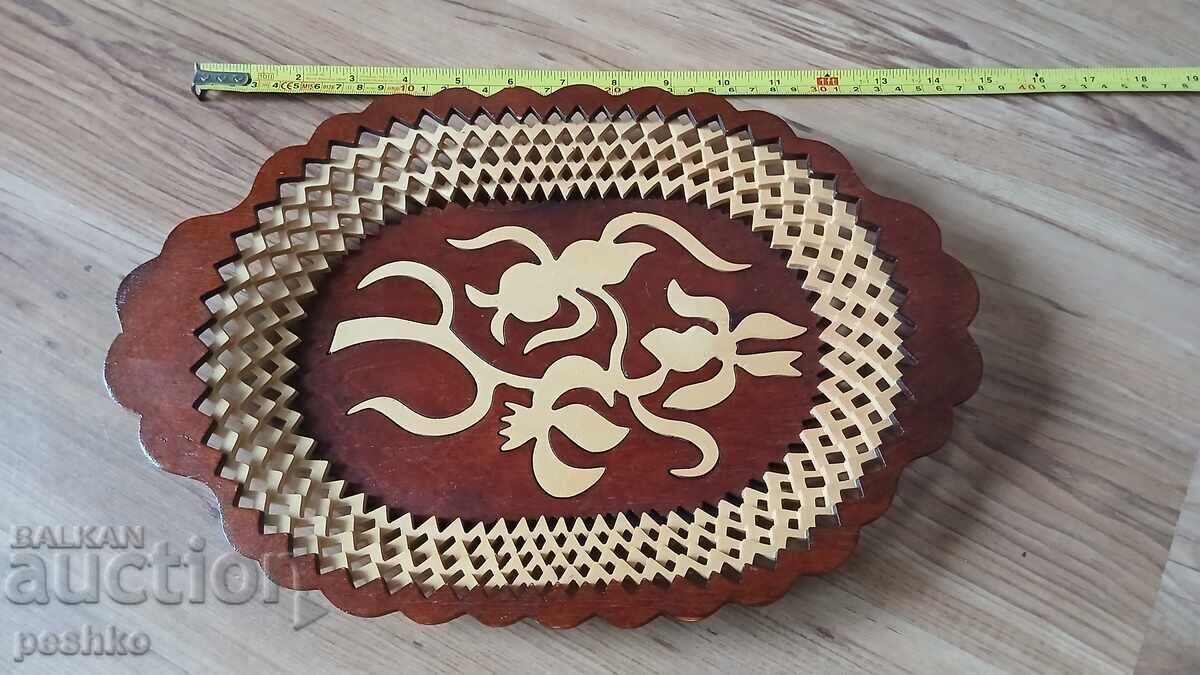 Дървен поднос,украса