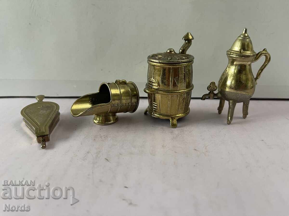 Miniaturi din alamă Miniaturi din alamă