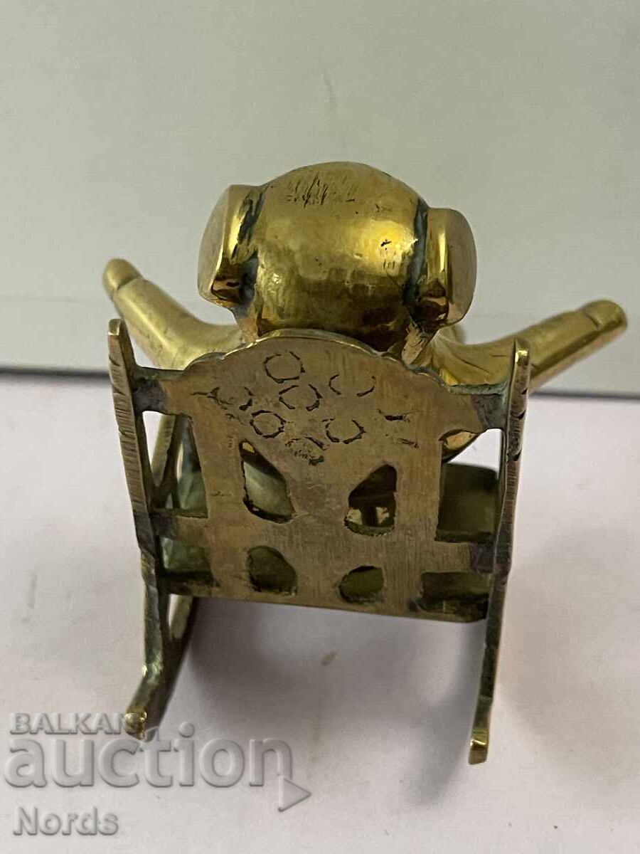 Δημοπρασία Ορειχάλκινο ειδώλιο