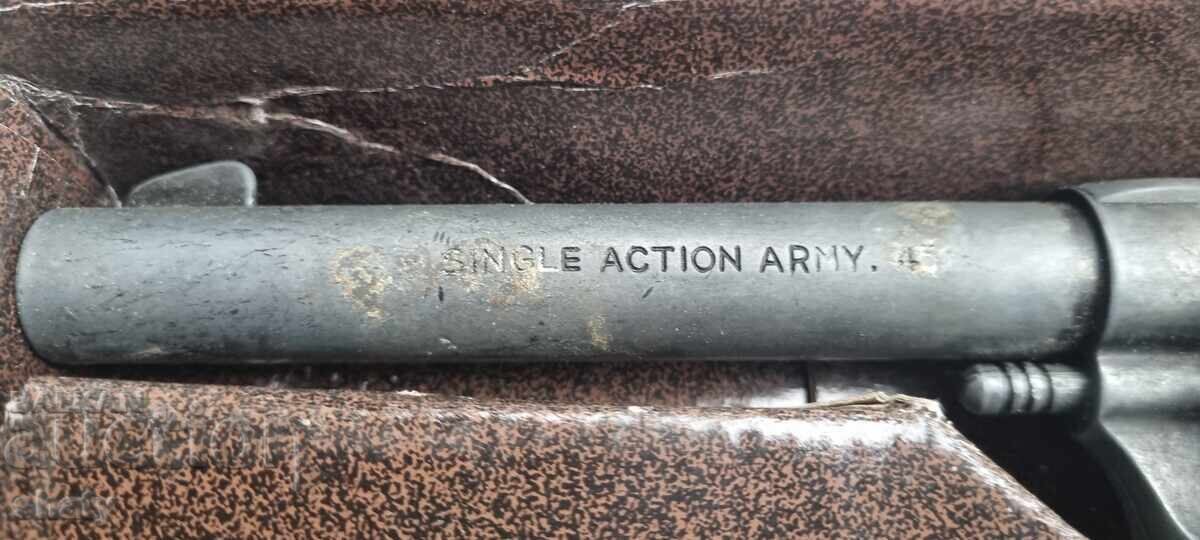 Pistol Colt cu preț € 170.00 | 332.49 BGN