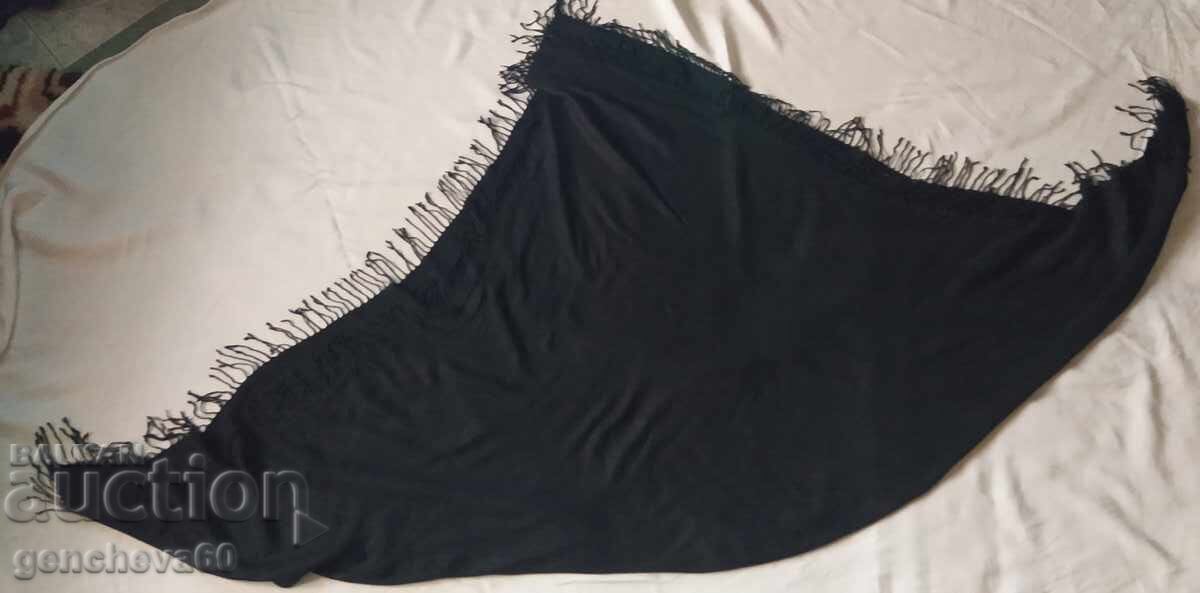 Τεράστιο κασκόλ από κασμίρι 147 εκ. μαύρο με κρόσσια για κεφαλή - παραδοσιακή φορεσιά - 6