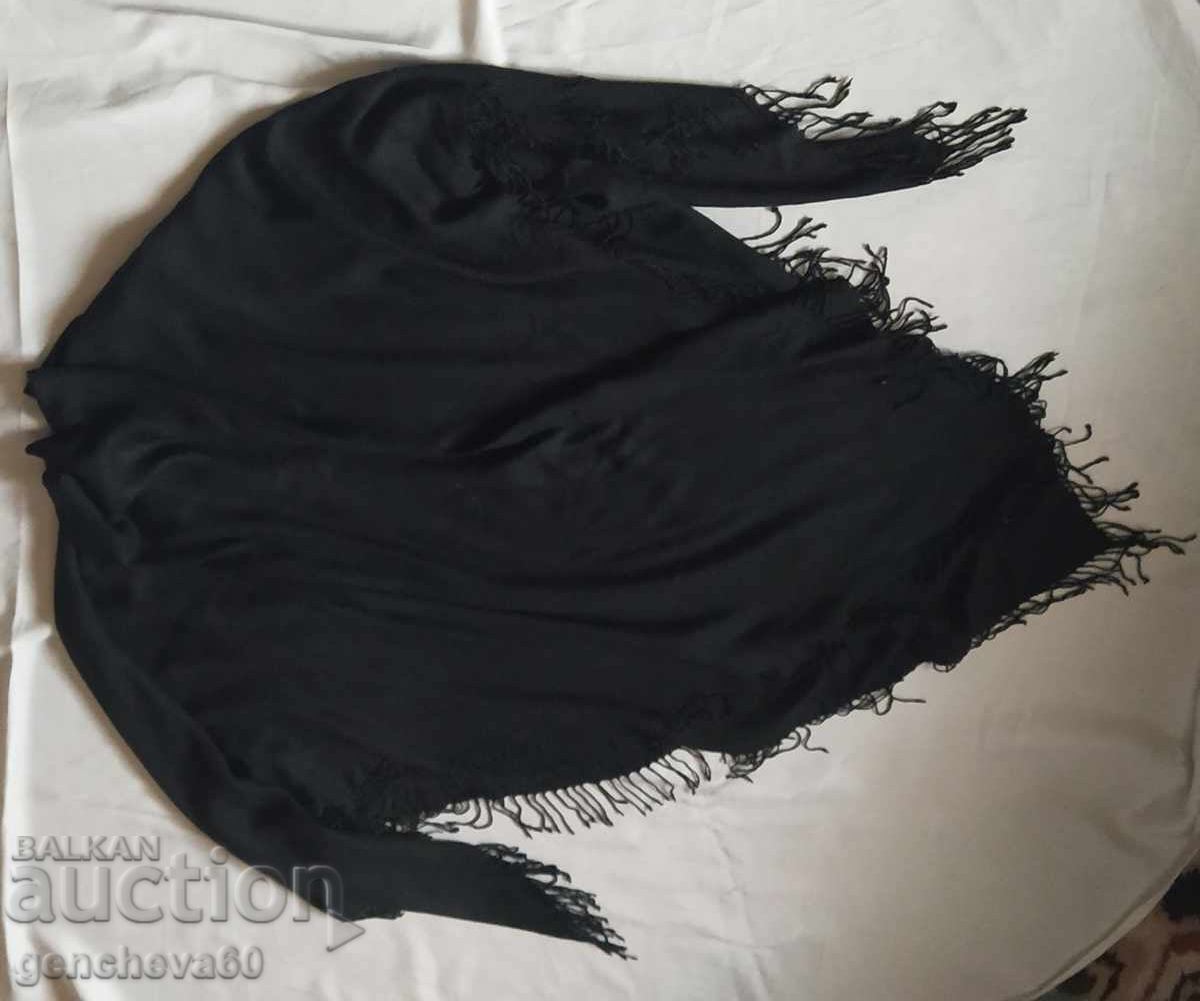 Τεράστιο κασκόλ από κασμίρι 147 εκ. μαύρο με κρόσσια για κεφαλή - παραδοσιακή φορεσιά - 7