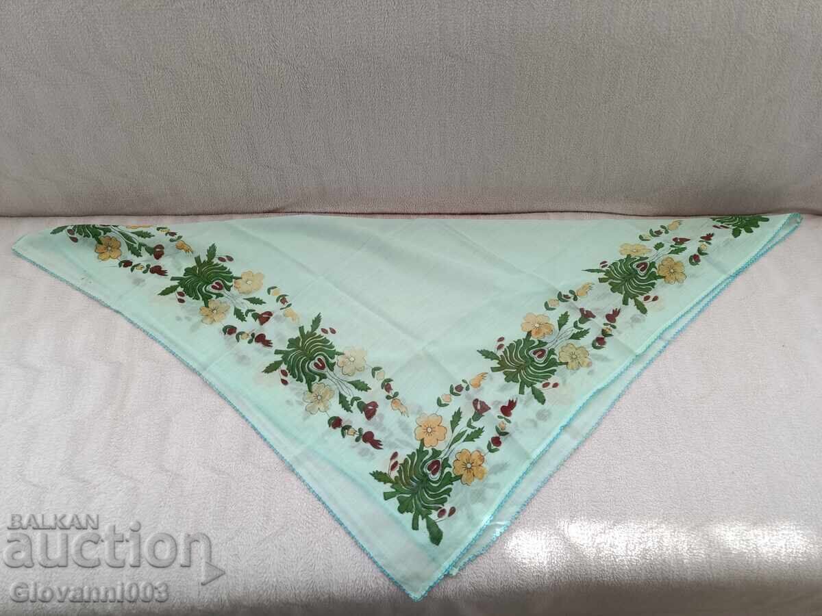 Old-fashioned head covering 107