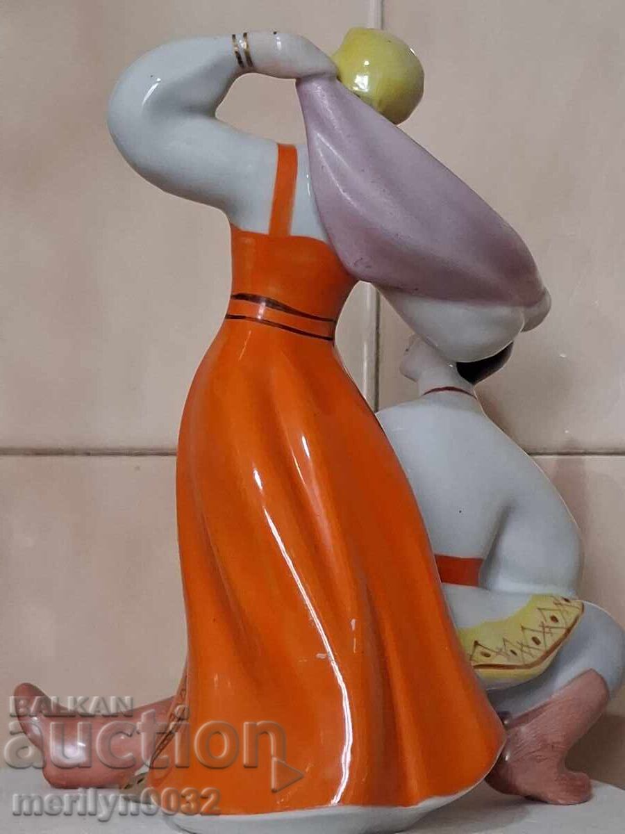 Figurină din porțelan, plastic, statuetă, porțelan, URSS cu preț € 127.31 | 249.00 BGN