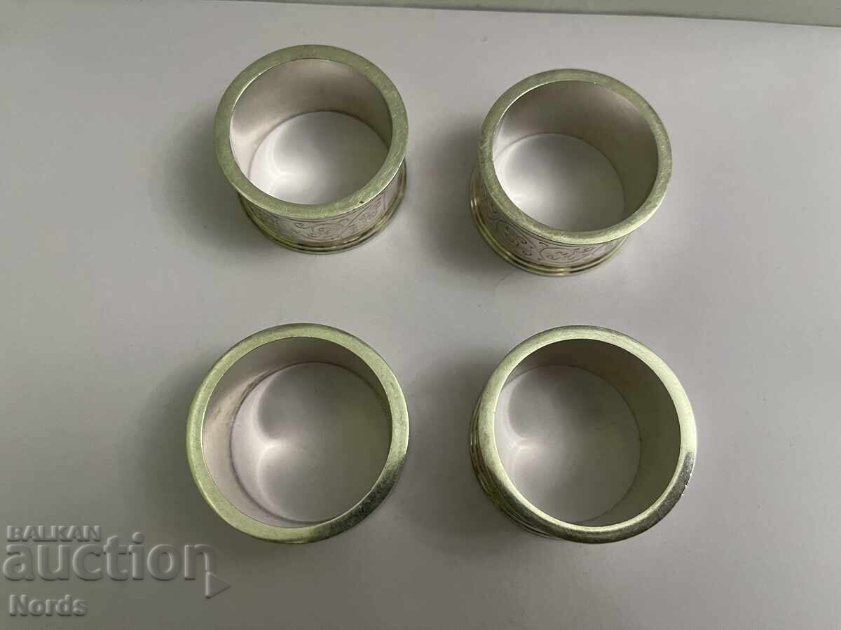 Inele metalice pentru șervețele cu preț € 0.01 | 0.02 BGN