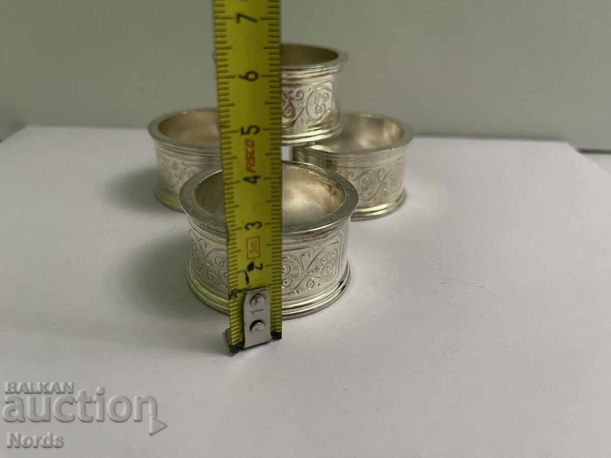 Livrarea Inele metalice pentru șervețele