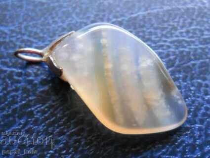 Μετάλλιο - μενταγιόν από αχάτη με τιμή € 2.00 | 3.91 BGN Μετάλλιο - μενταγιόν από αχάτη με τιμή € 2.00 | 3.91 BGN