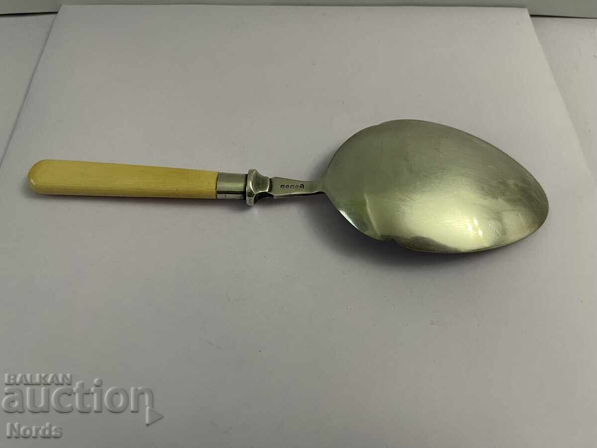 Licitație Linguriță argintată cu marcaj Licitație Linguriță argintată cu marcaj