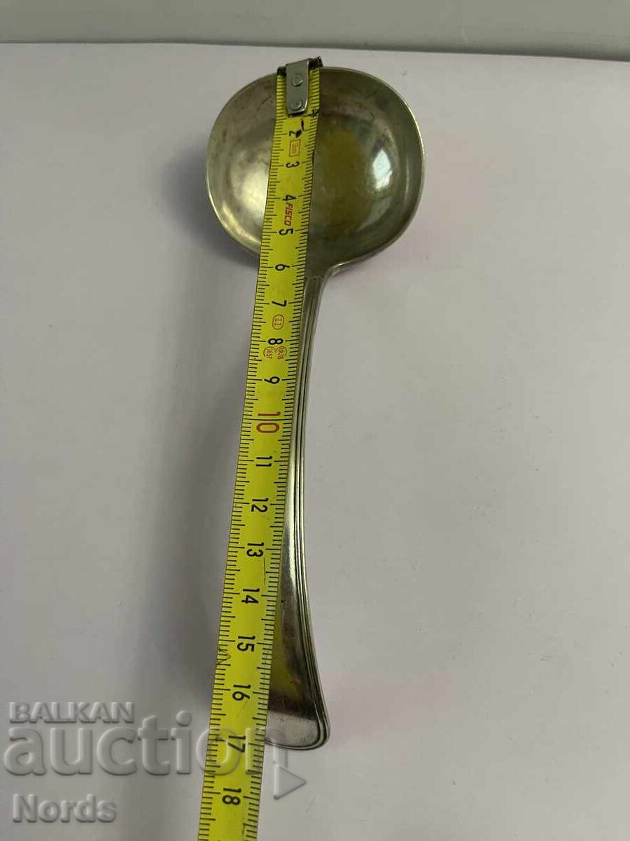 Livrarea Lingură de argintată cu marcaj