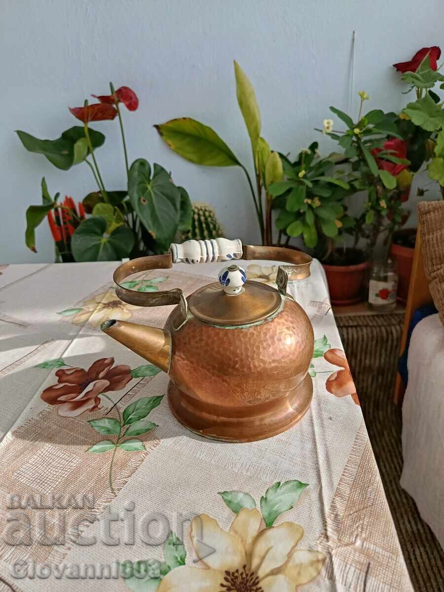 Τσαγιέρα με πορσελάνινο χερούλι με τιμή € 69.00 | 134.95 BGN