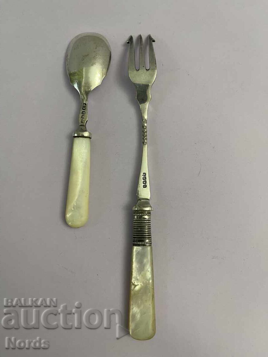 Tacâmuri placate cu argint cu marcaje cu preț € 0.01 | 0.02 BGN