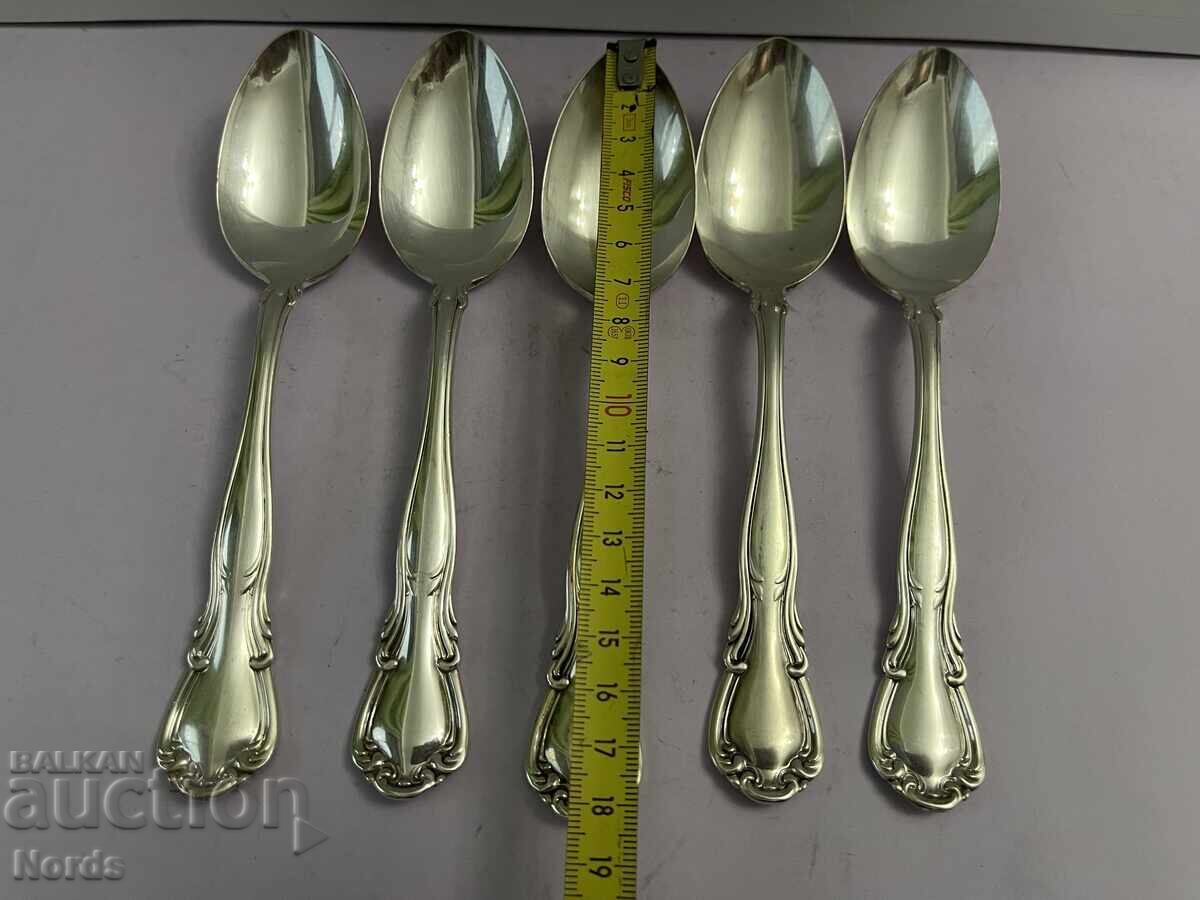 Доставка на Посребрени лъжици