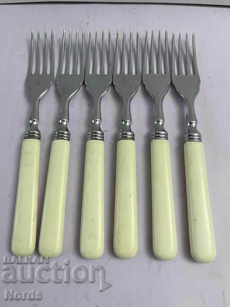 Комплект вилици