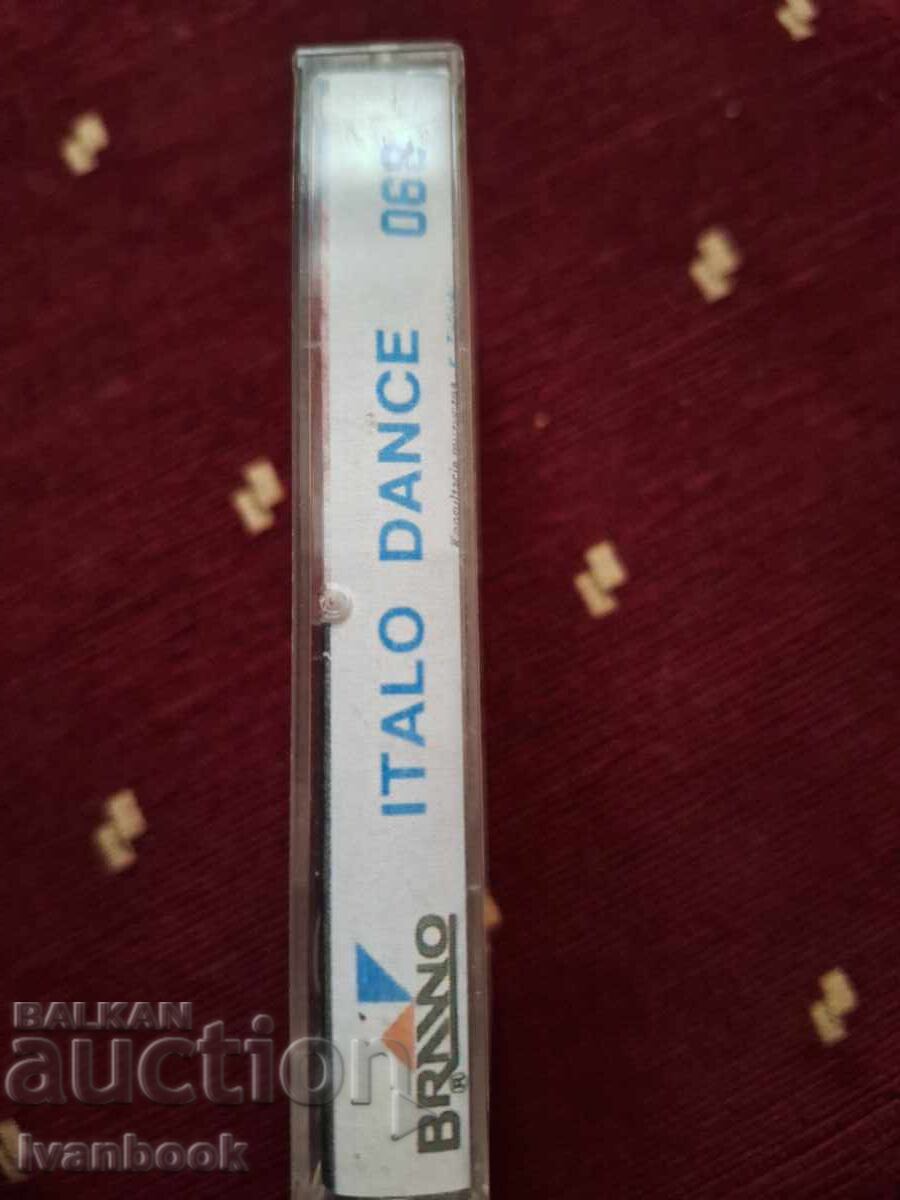 Caseta audio - Italo dance cu preț € 0.99 | 1.94 BGN