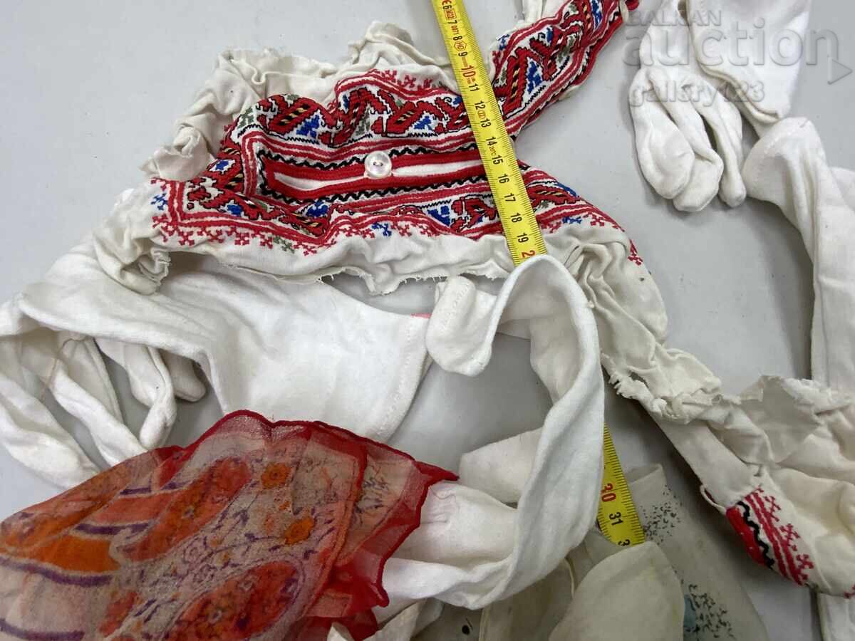 Lot of Revival-era embroidery with price € 0.01 | 0.02 BGN Lot of Revival-era embroidery with price € 0.01 | 0.02 BGN