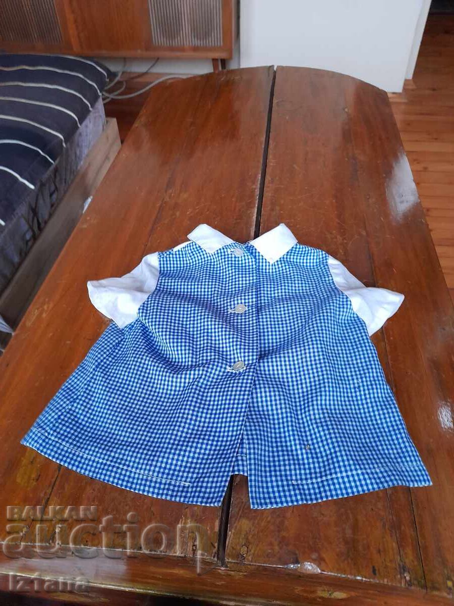 Стара детска престилка