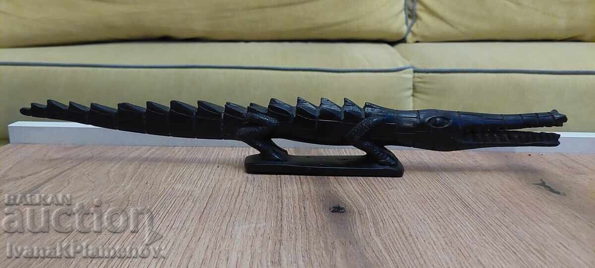Licitație Sculptură în lemn masiv pentru cunoscători 40cm